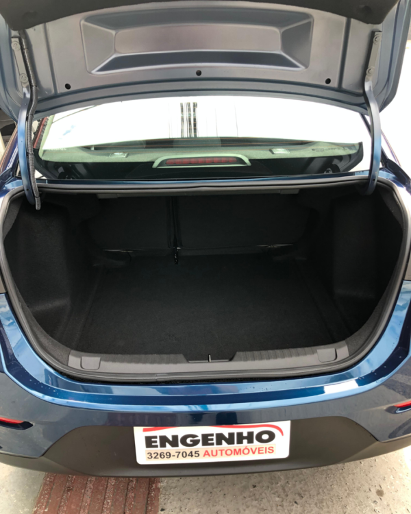 Onix Sedan Plus 1.0 Turbo - 2022/2023 - Image 8