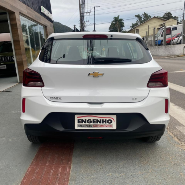 VENDIDO - Chevrolet onix LT 1.0 - MT6 - 2020/2020 - Image 4