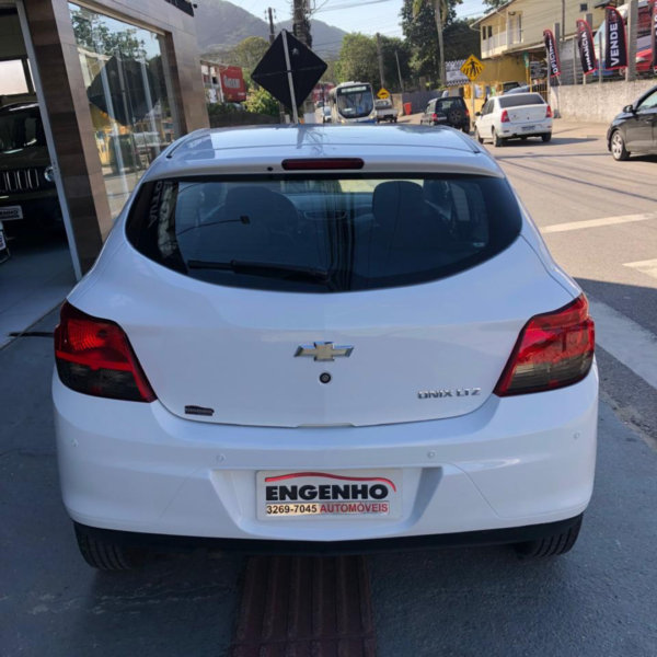 VENDIDO - Chevrolet onix 1.4 ltz - AUT - 2014/2015 - Image 4
