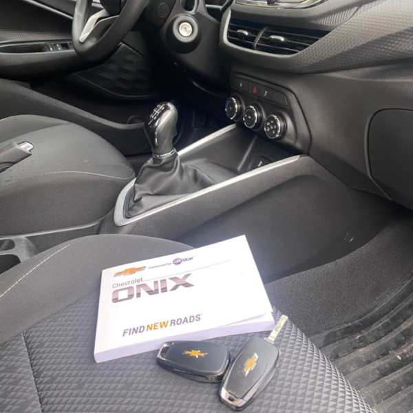 VENDIDO - Chevrolet onix LT 1.0 - MT6 - 2020/2020 - Image 6