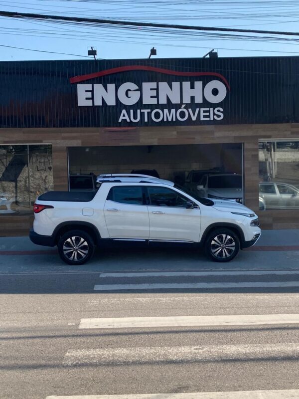 VENDIDO - Fiat toro volcano 2.0 4x4 diesel - AT9 - 2021/2022 - Image 8
