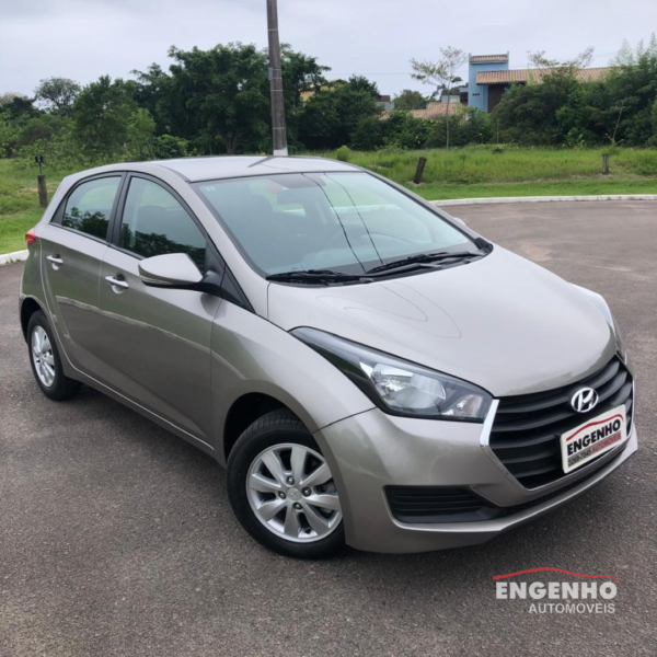 VENDIDO - Hyundai HB20 Comfort 1.6 AT6 - 2017/2018