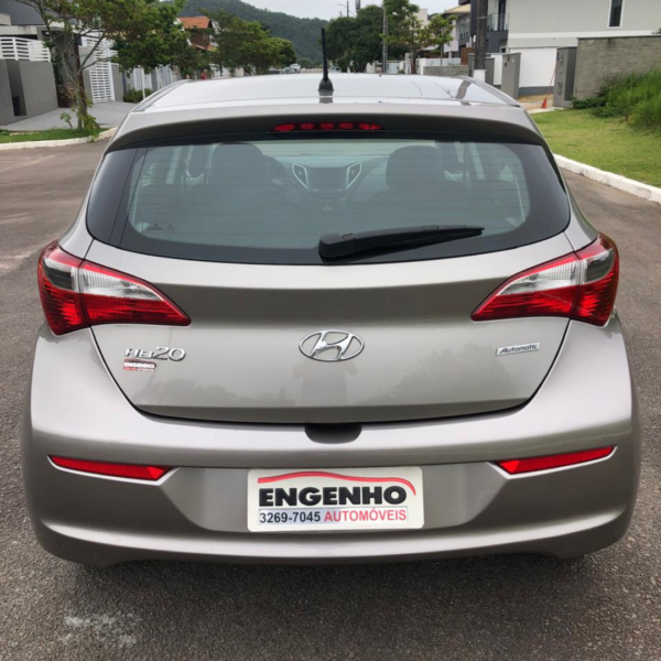 VENDIDO - Hyundai HB20 Comfort 1.6 AT6 - 2017/2018 - Image 3