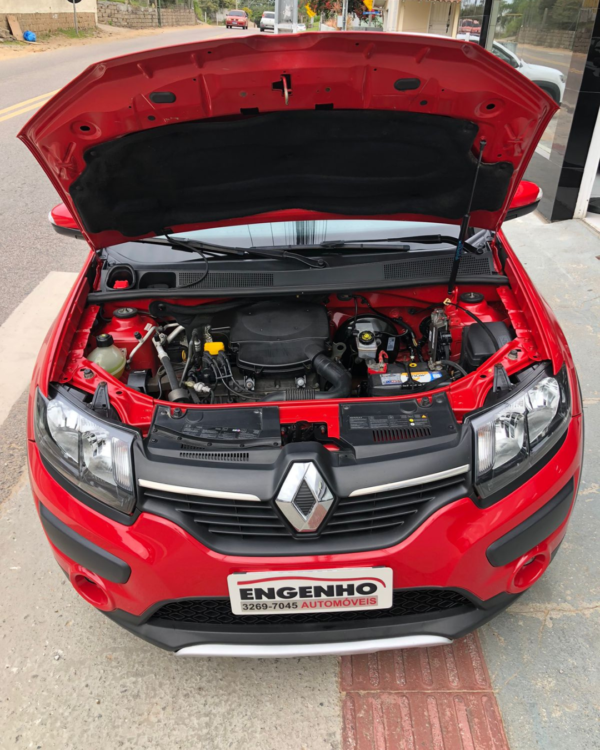 Renault Sandero Stepway 1.6 - 2015/2016 - Image 8