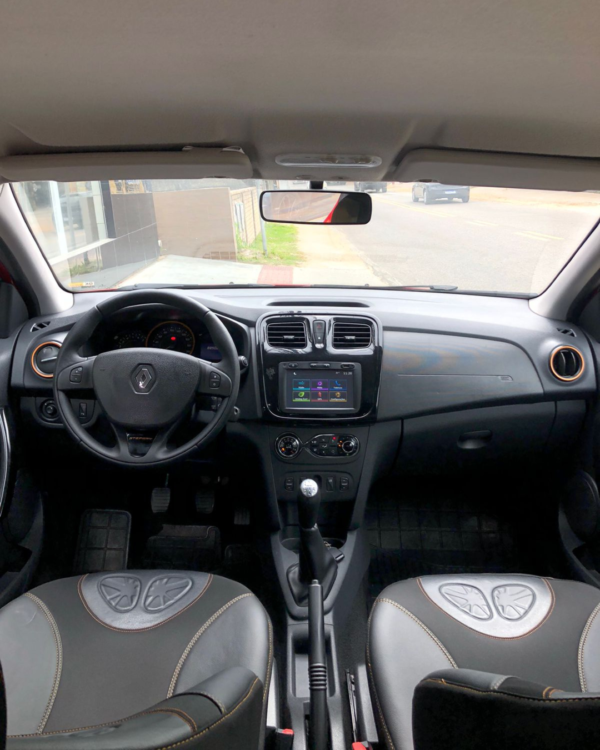Renault Sandero Stepway 1.6 - 2015/2016 - Image 5