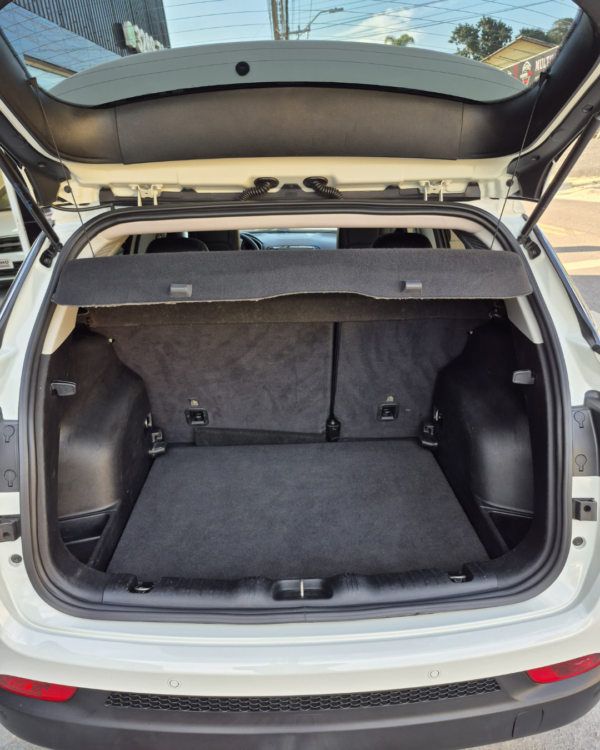 Jeep Compass Longitude 2.0 At6 - Flex - c/ teto solar e panorâmico - 2018/2018 - Image 9