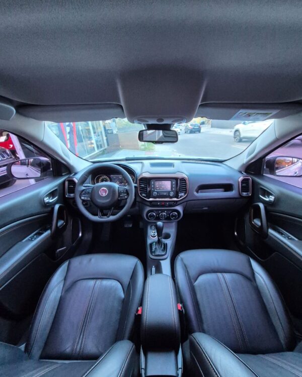 Fiat Toro Volcano AT9 4×4 Diesel – 2019/2019 - Image 5