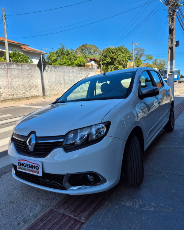 VENDIDO Renault Sandero Vibe 1.0 - 2016/2017 - Image 2