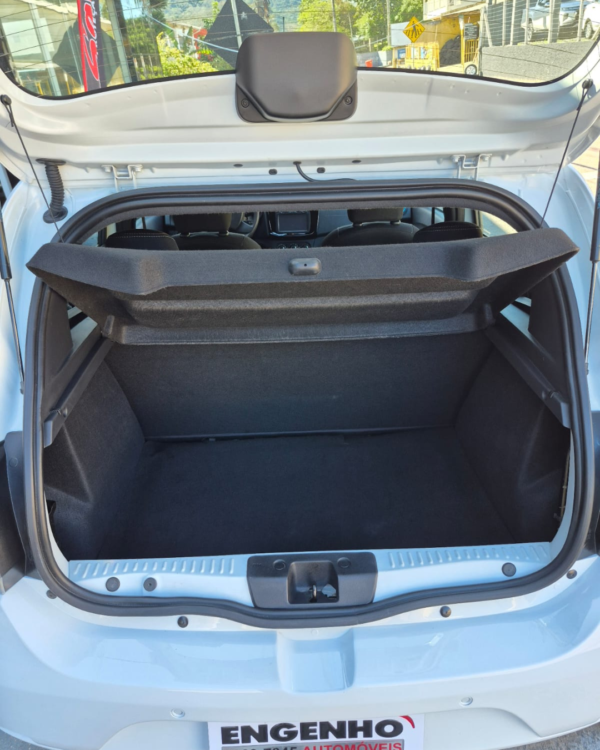 VENDIDO Renault Sandero Vibe 1.0 - 2016/2017 - Image 9