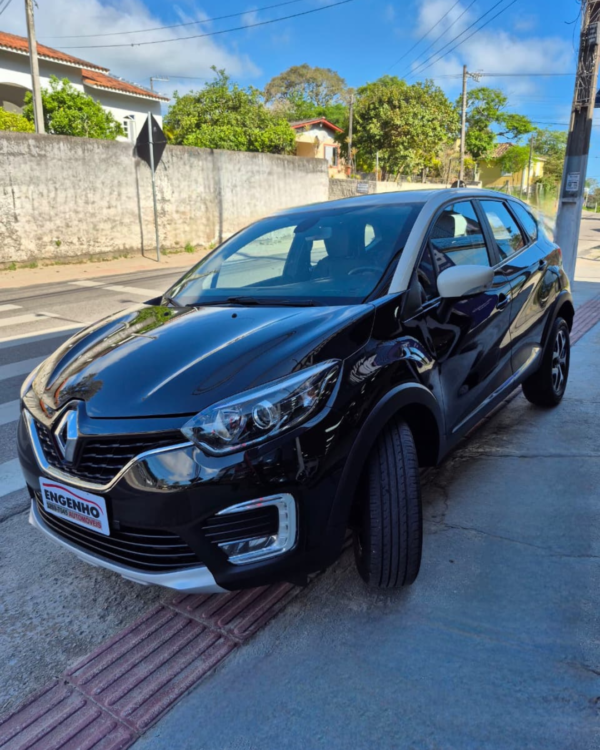 Renault Captur Intense 1.6 CVT 6 marchas - 2017/2018 - Image 2
