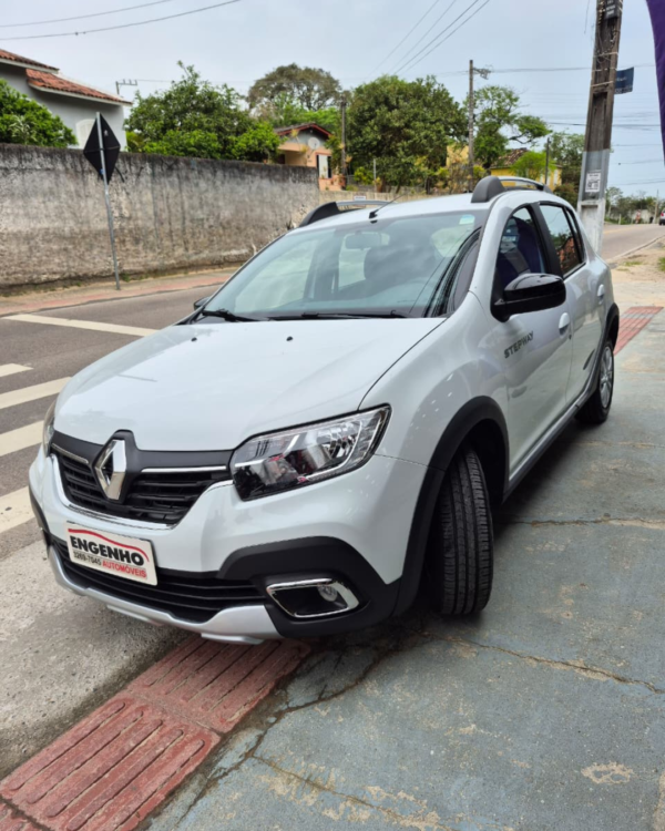 VENDIDO - Renault Sandero Zen 1.0 - 2022/2023 - Image 2