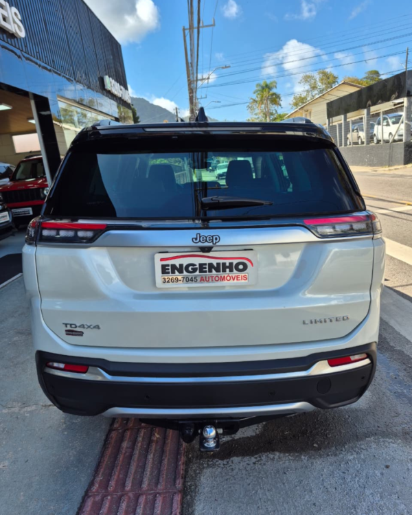 Jeep Comander Limited - 7 lugares - 4x4 Diesel 2.0 Turbo  AT9 -  2022/2022 - Image 4