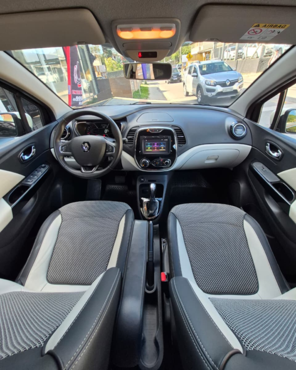 Renault Captur Intense 1.6 CVT 6 marchas - 2017/2018 - Image 5