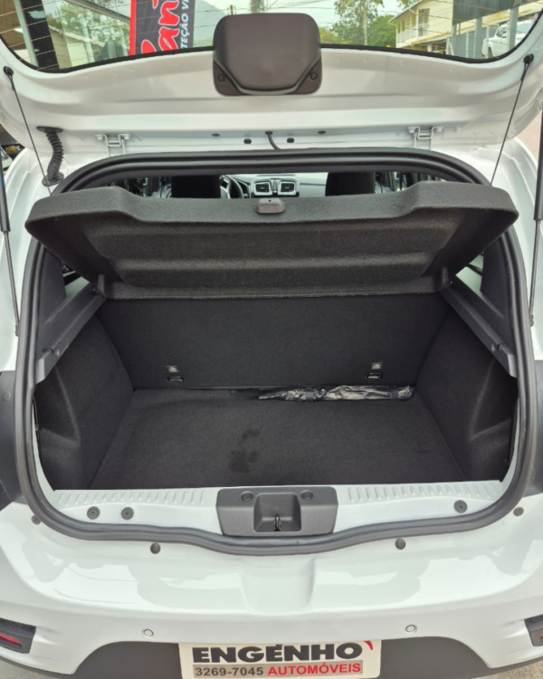 VENDIDO - Renault Sandero Zen 1.0 - 2022/2023 - Image 9